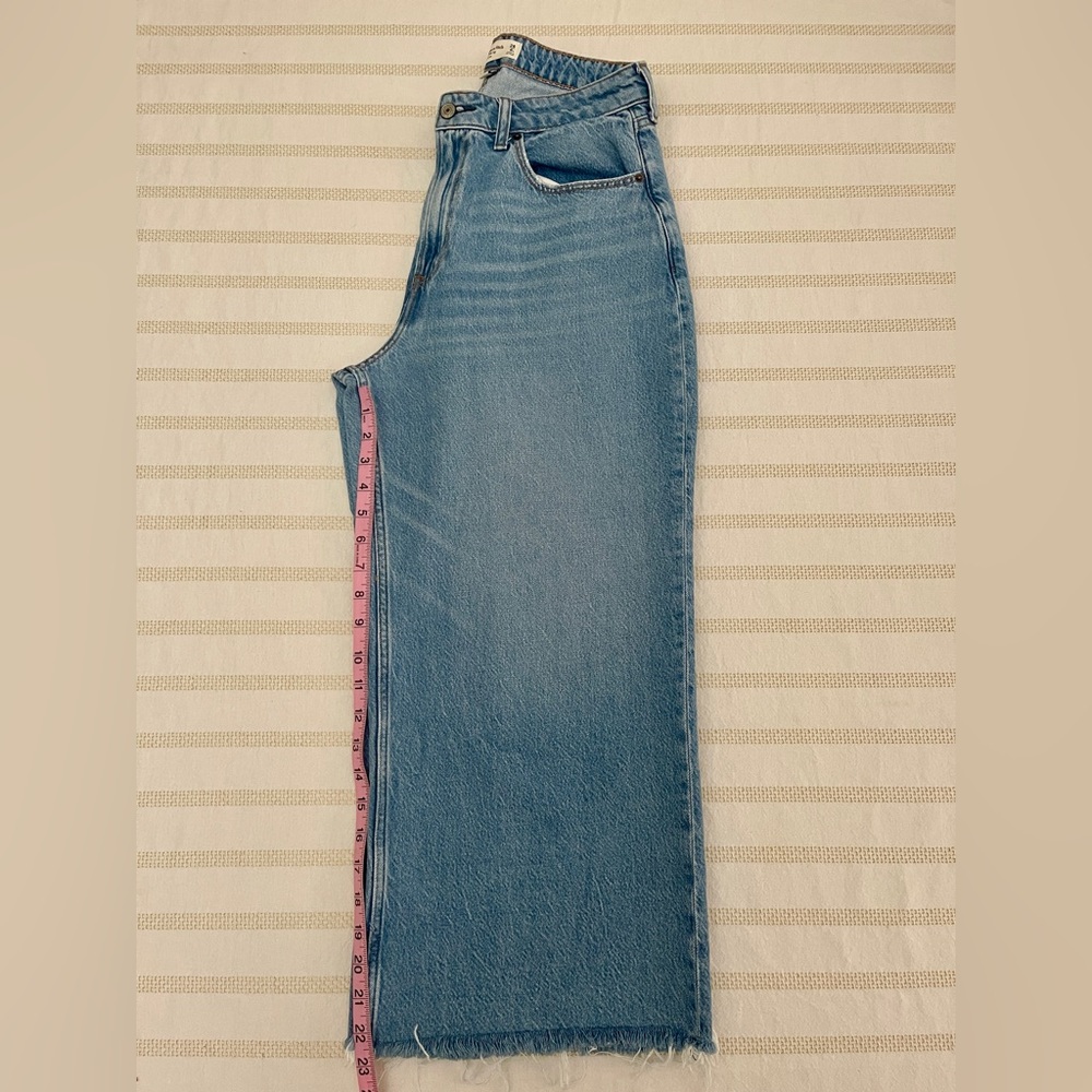Abercrombie & Fitch High Rise Cropped Wide Leg Jean - Curve Love - Picture 10 of 14
